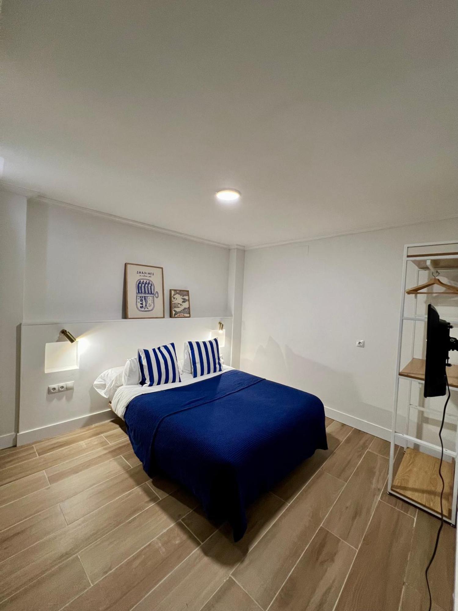 Albergue Miguel Angel Madrid Exteriör bild